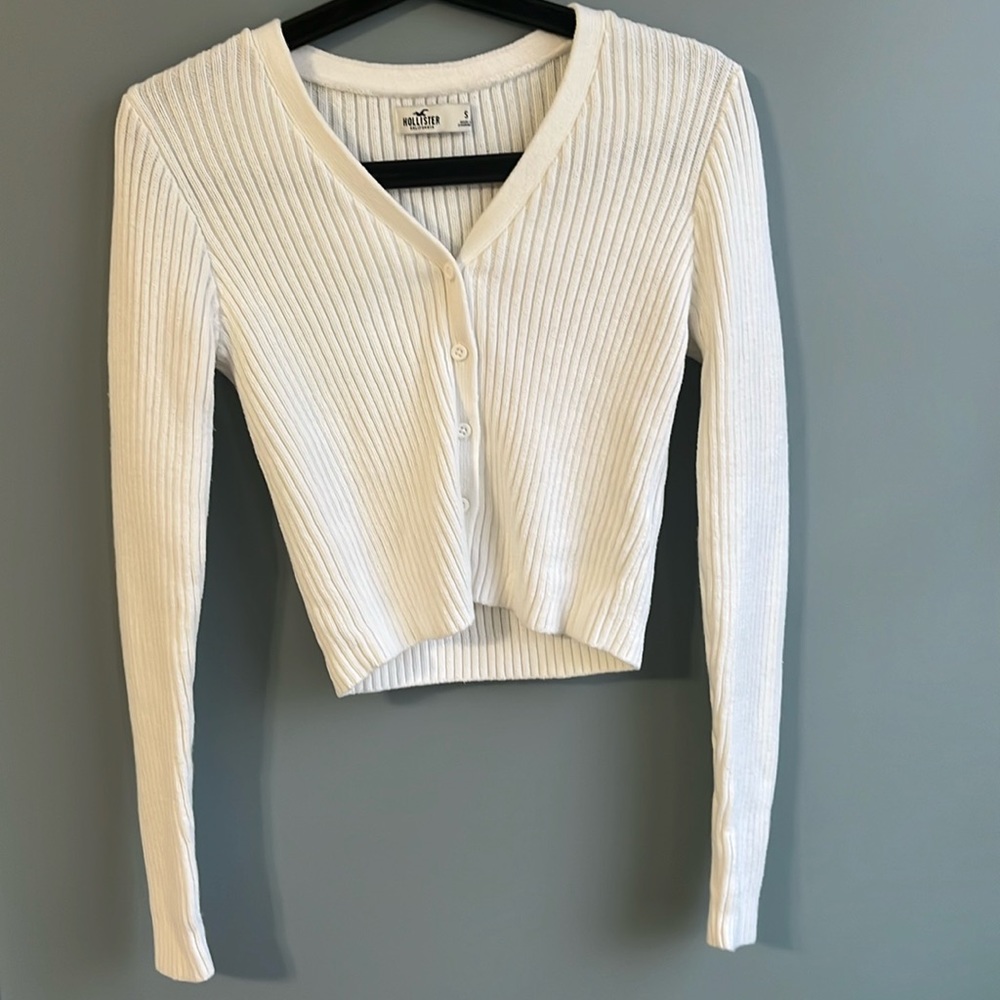 Hollister Buttoned Cardigan